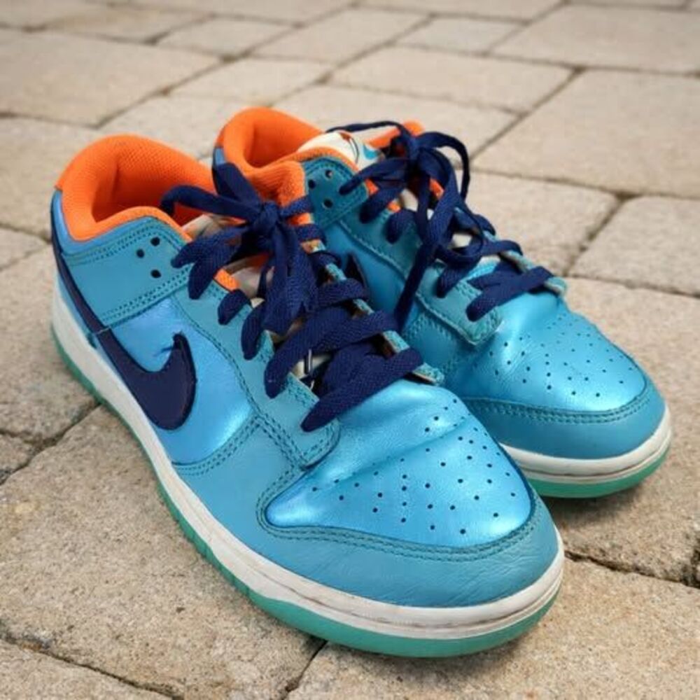 Nike Dunk Low SE Baltic Blue Total Orange Size Men’s 7 Us Wmn 8.5 | SOLE GLOWS